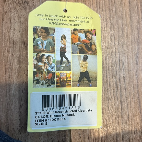 Tom’s - Picture 3 of 3